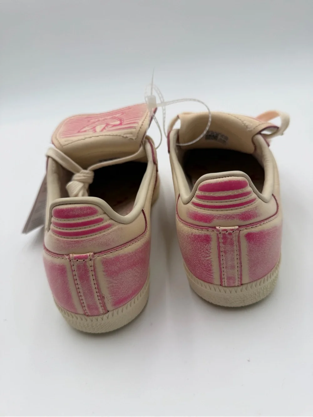 NWT Women’s Adidas Samba LT shoes in the "Cream Shock" Sz 7 - Picture 8 of 8